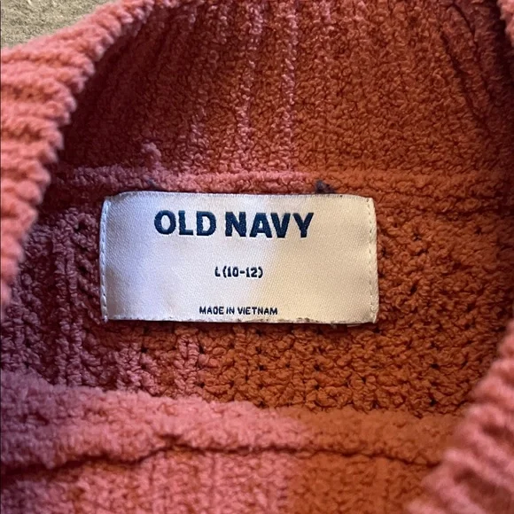 Old Navy Textured Knit Sweater in Dusty Rose - Picture 2 of 4